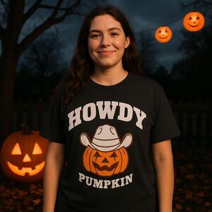 Violets Are Blue Women's "Howdy Pumpkin" Halloween Graphic T-Shirt Gray 1X